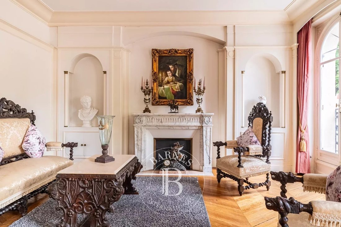 Apartment in Seine et Berges, Paris 1er Arrondissement, Paris 5 - 14966728