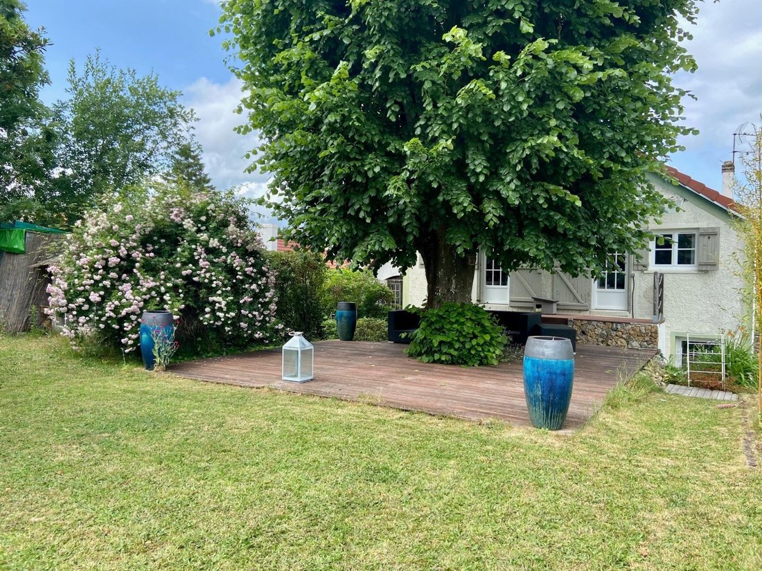 House in Montfort-l'Amaury, Ile-de-France, France 3 - 16361814