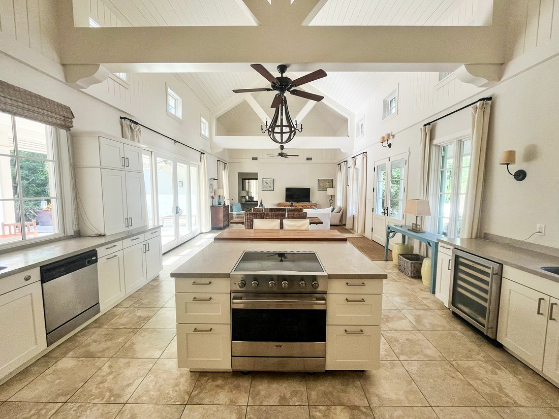 House in Kittian Village, Saint George Basseterre Parish, Saint Kitts and Nevis 5 - 16360619