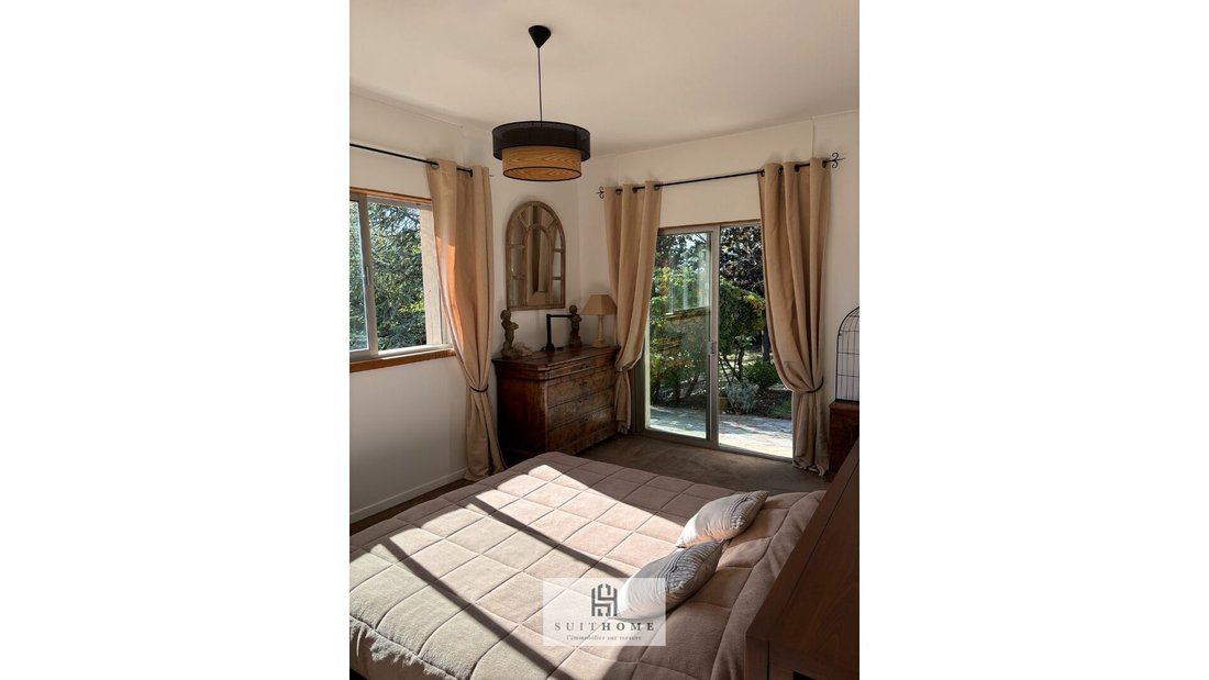 House in Charbonnieres-les-Bains, Auvergne-Rhône-Alpes, France 4 - 16362106