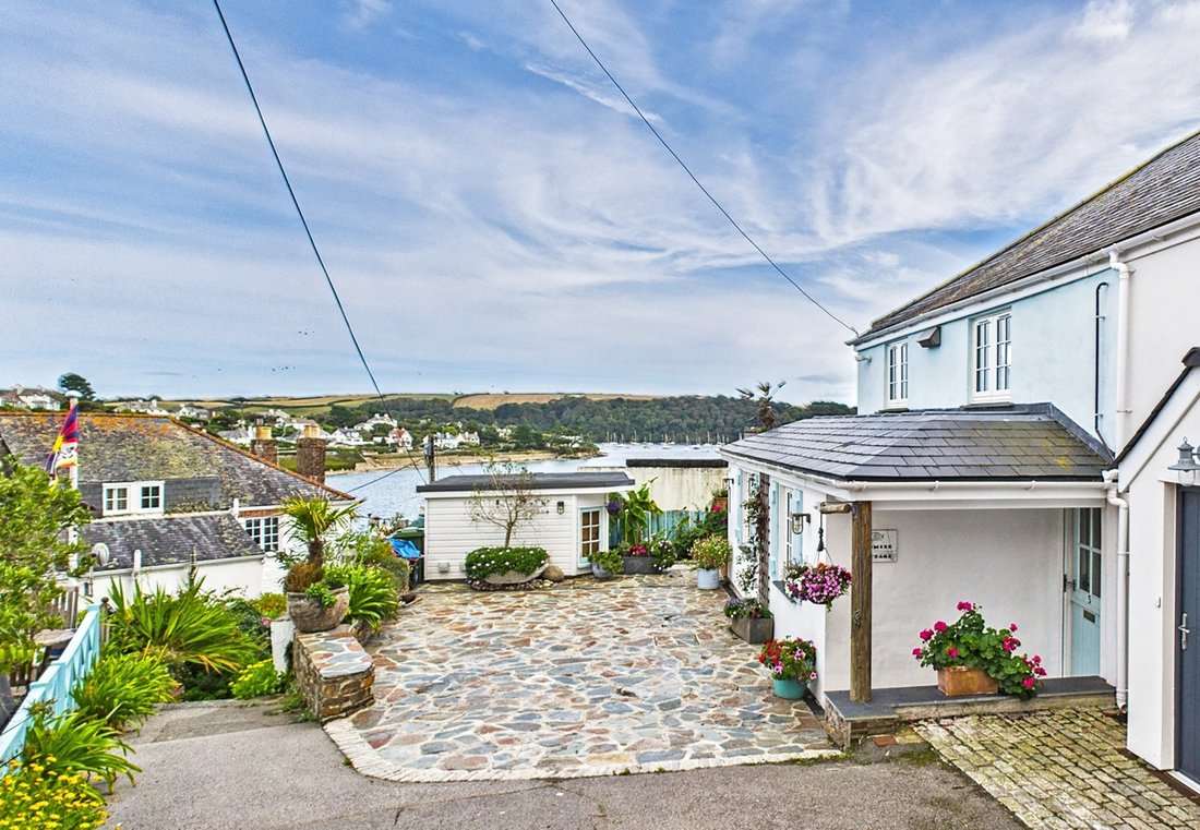 House in St Mawes, England 2 - 16361970