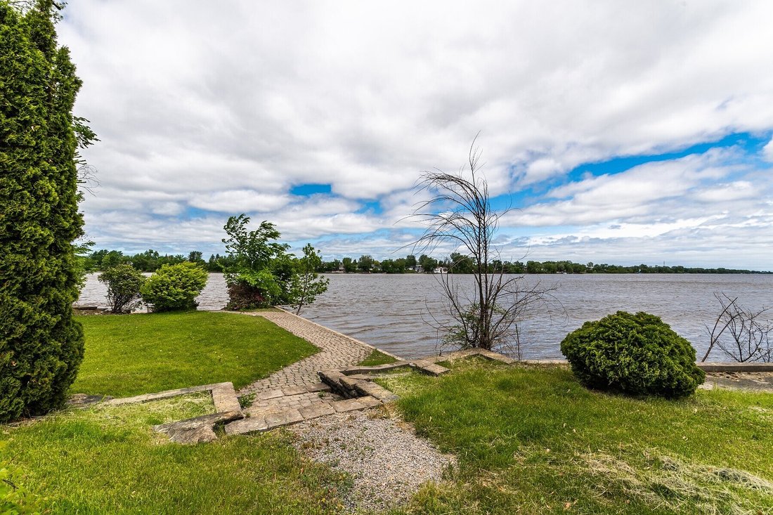 Land in Laval, Quebec, Canada 2 - 15902401
