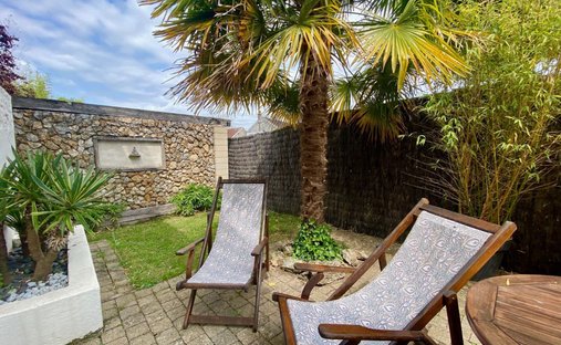House in Montfort-l'Amaury, Ile-de-France, France 1