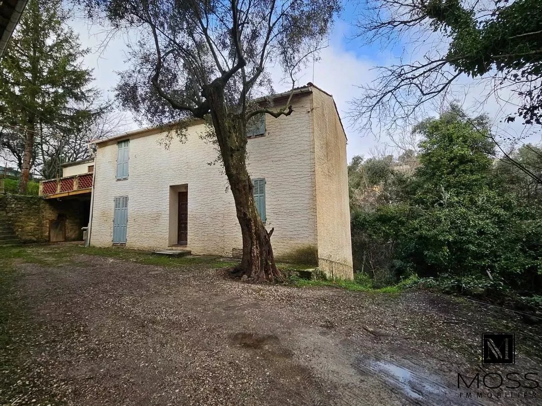 Estate in Berre-les-Alpes, Provence-Alpes-Côte d'Azur, France 2 - 16358516
