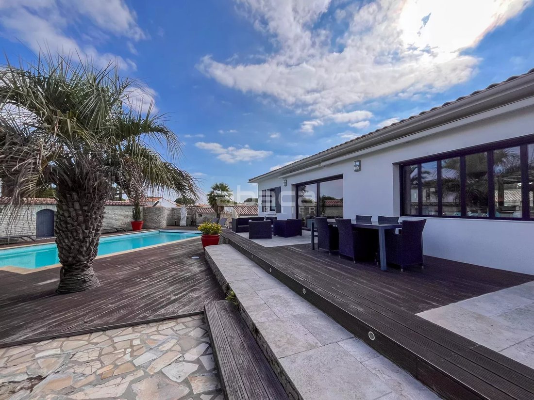 House in Rivedoux-Plage, Nouvelle-Aquitaine, France 2 - 16335142