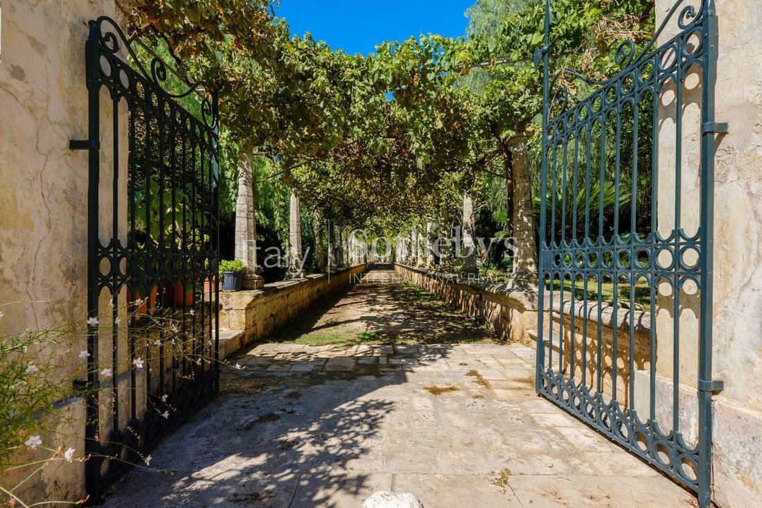 House in Presicce-Acquarica, Apulia, Italy 3 - 16355159