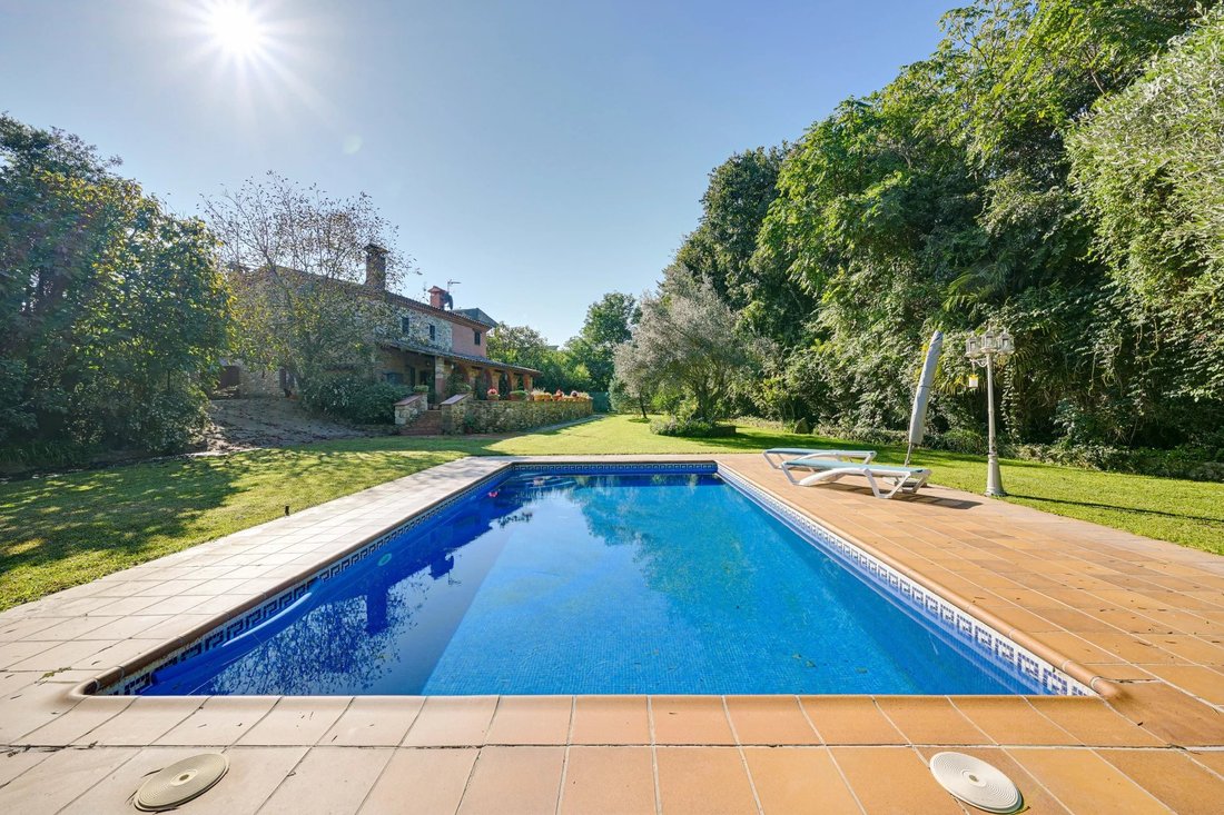 Country House in Spain 1 - 16358625