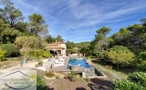 Villa in Carnoules, Provence-Alpes-Côte d'Azur, France 1