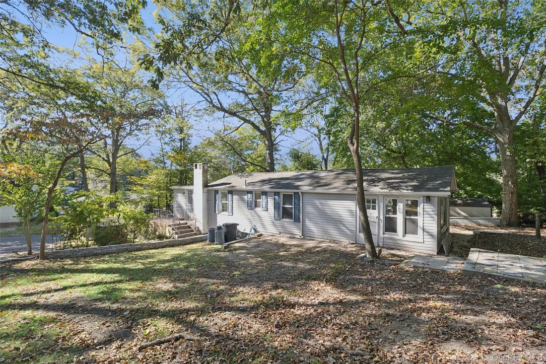 House in Rocky Point, New York, United States 3 - 16362741
