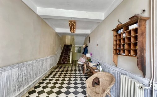 The Aristocratic Chateau Of Beechwood