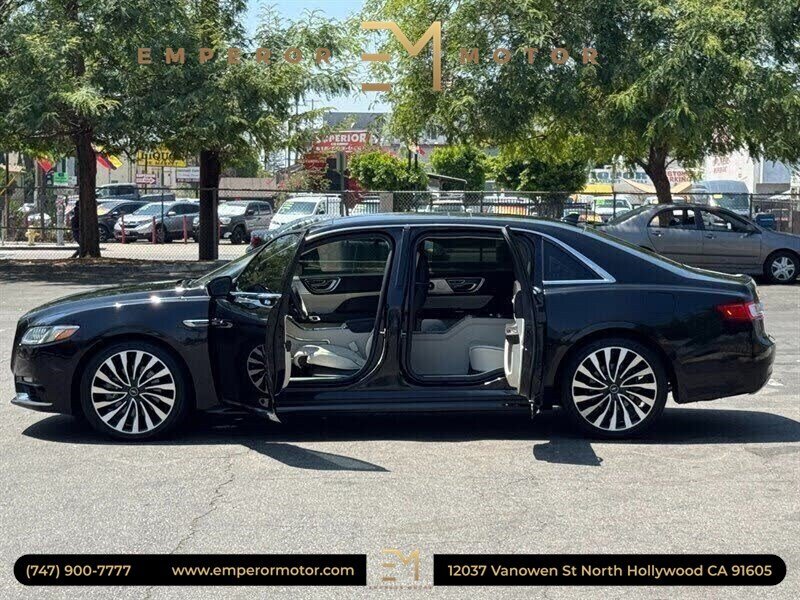 Sedan in North Hollywood, CA, United States 1 - 16313696