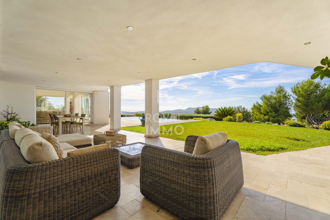 Villa in Nord Est, Ollioules, France 3 - 16358721