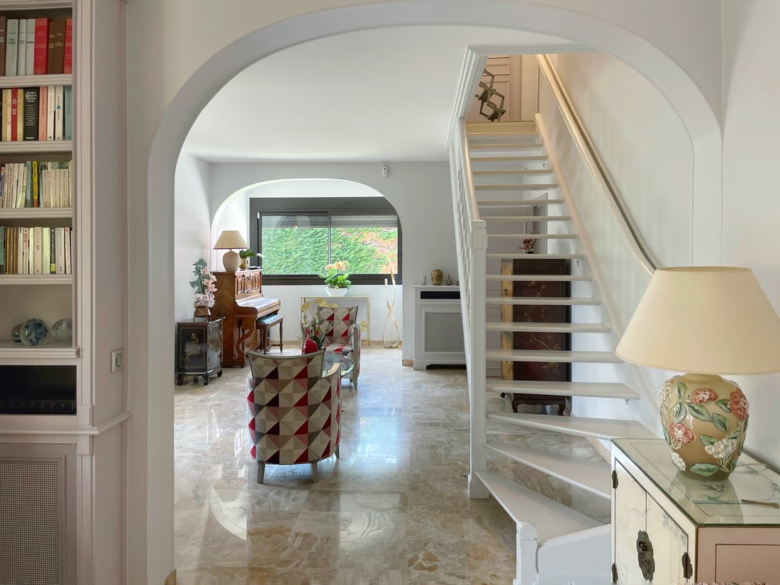 House in Centre Montmorency, Montmorency, France 2 - 16362503