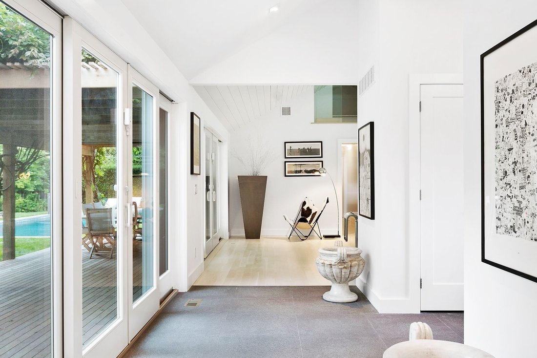 East Hampton, New York, United States 2 - 16362817
