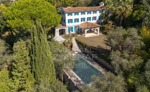 Villa in Grasse, Provence-Alpes-Côte d'Azur, France 1