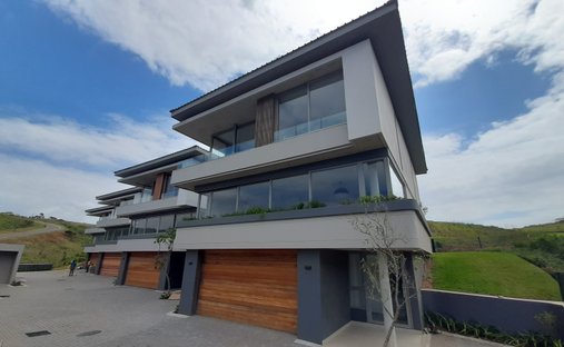 House in Dolphin Coast, KwaZulu-Natal, South Africa 1