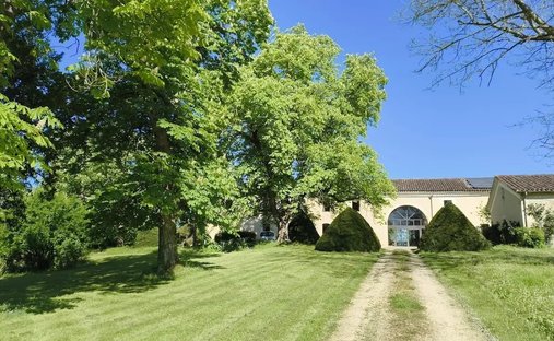 The Aristocratic Chateau Of Beechwood