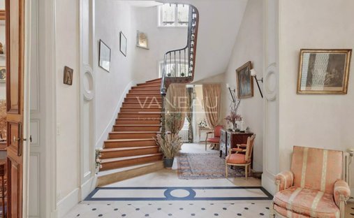 Castle for Sale in Évreux, Normandy, France