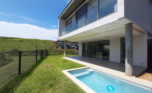 House in Greylands, oThongathi, South Africa 1