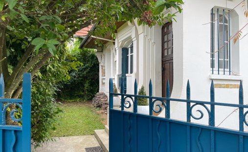 House in Centre Ville-Commerce, Enghien-les-Bains, France 1