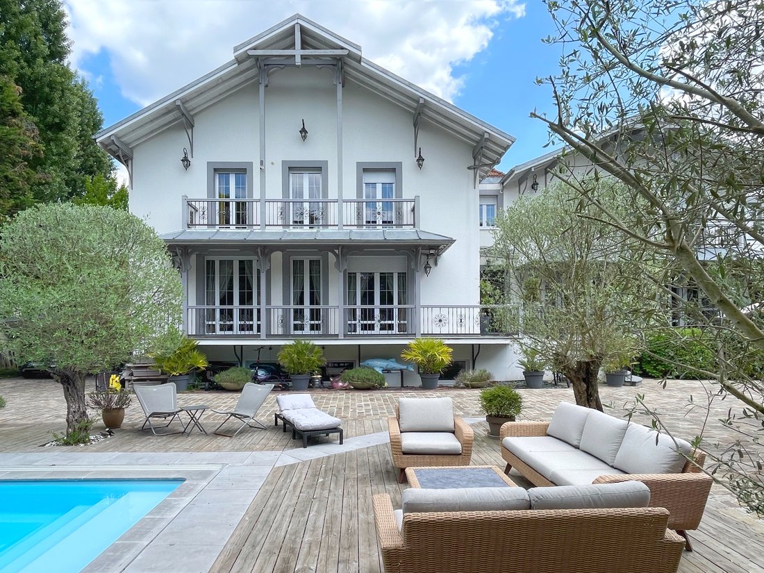 House in Soisy-sous-Montmorency, Ile-de-France, France 1 - 16362546