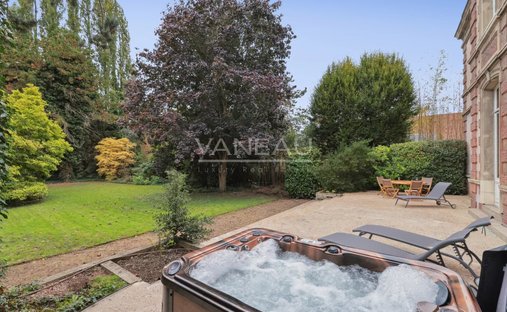 Castle for Sale in Évreux, Normandy, France