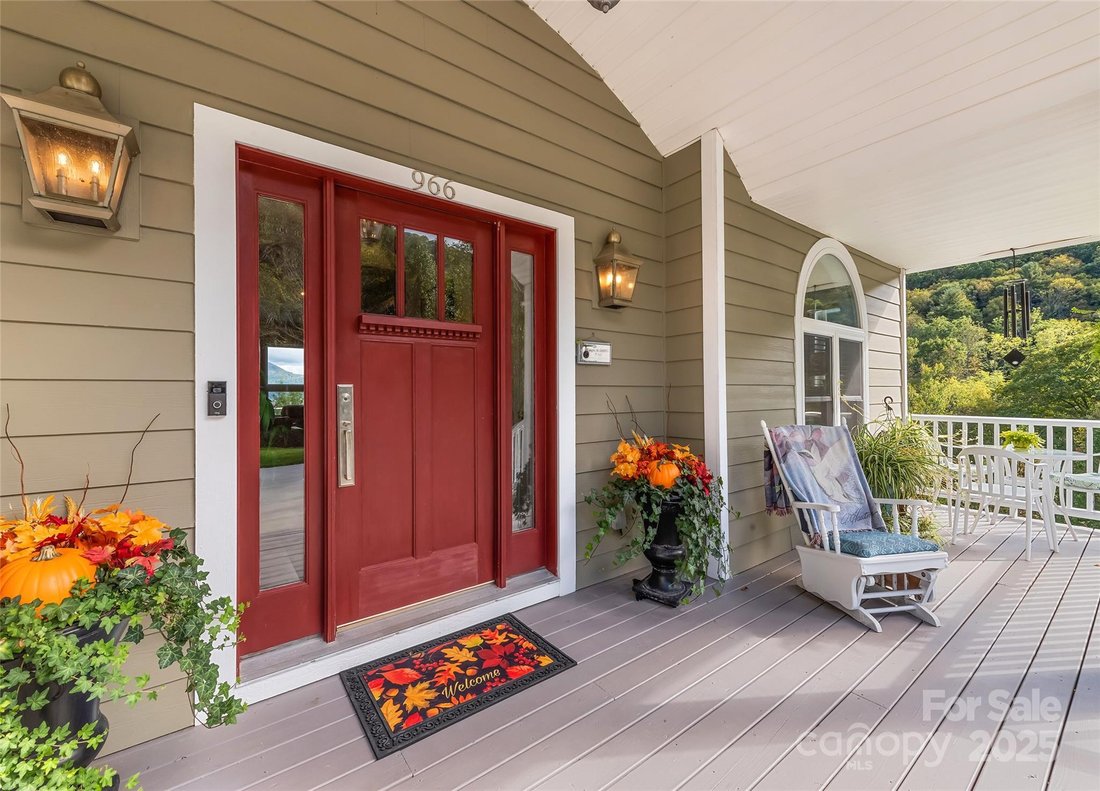House in Waynesville, North Carolina, United States 4 - 16360074