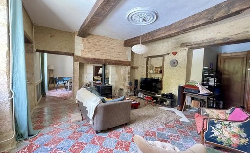 The Aristocratic Chateau Of Beechwood