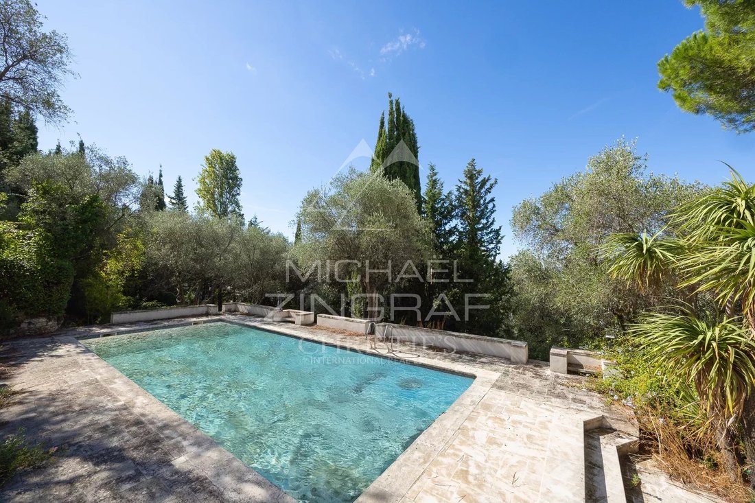 Villa in Grasse, Provence-Alpes-Côte d'Azur, France 2 - 16358382