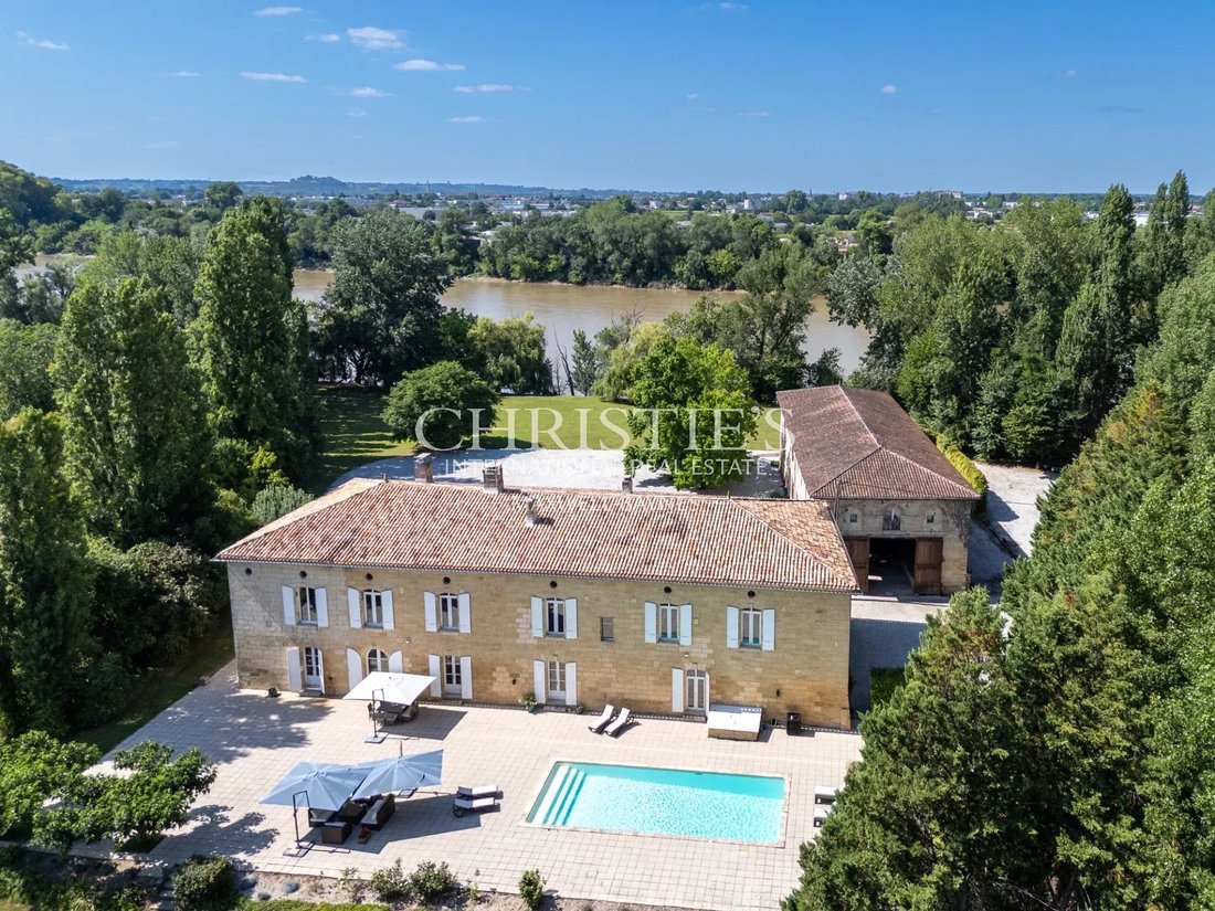House in Libourne, Nouvelle-Aquitaine, France 1 - 16358524