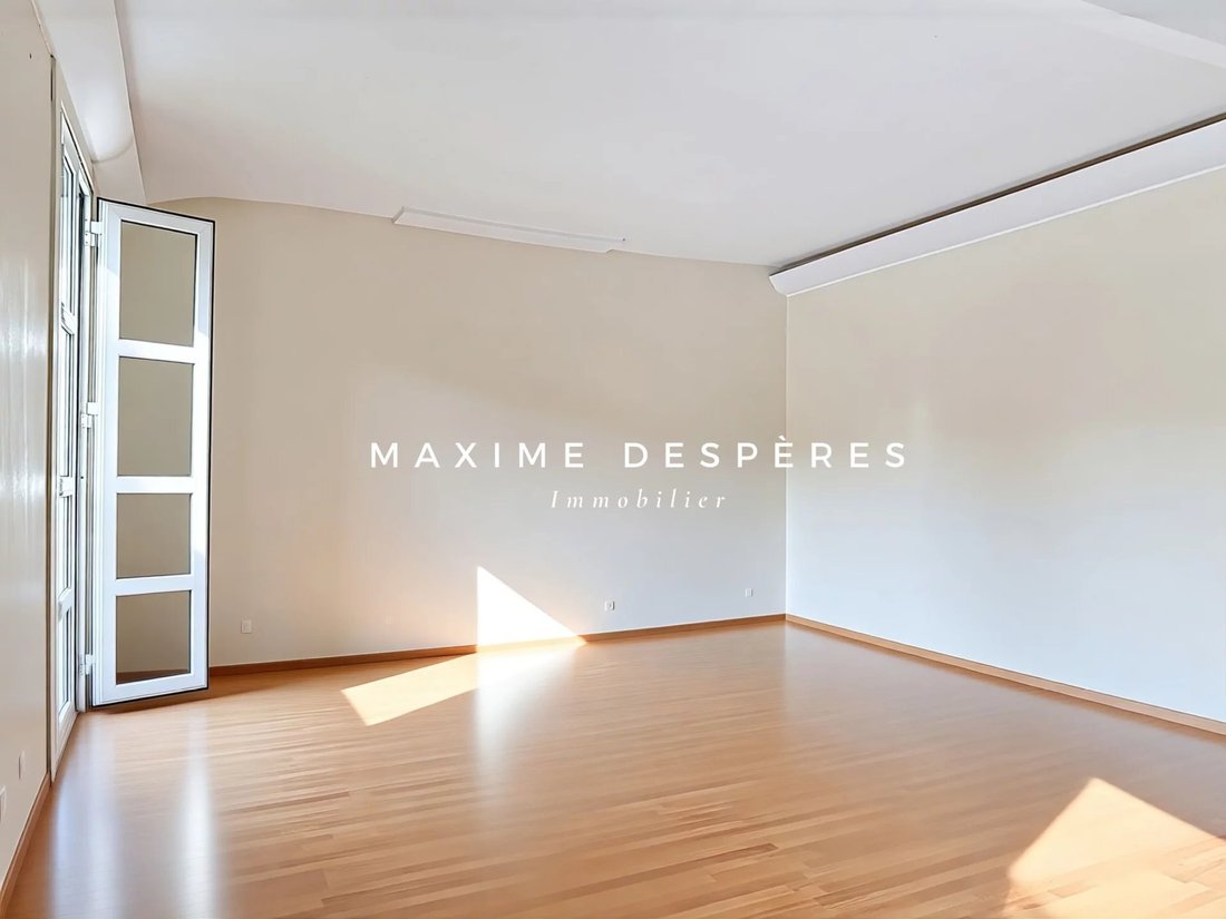Apartment in Ile de la Jatte - Parc d'Orléans, Neuilly-sur-Seine, France 4 - 15798320
