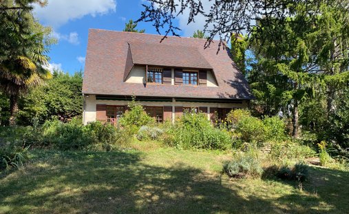 House in Le Moutier, Deuil-la-Barre, France 1