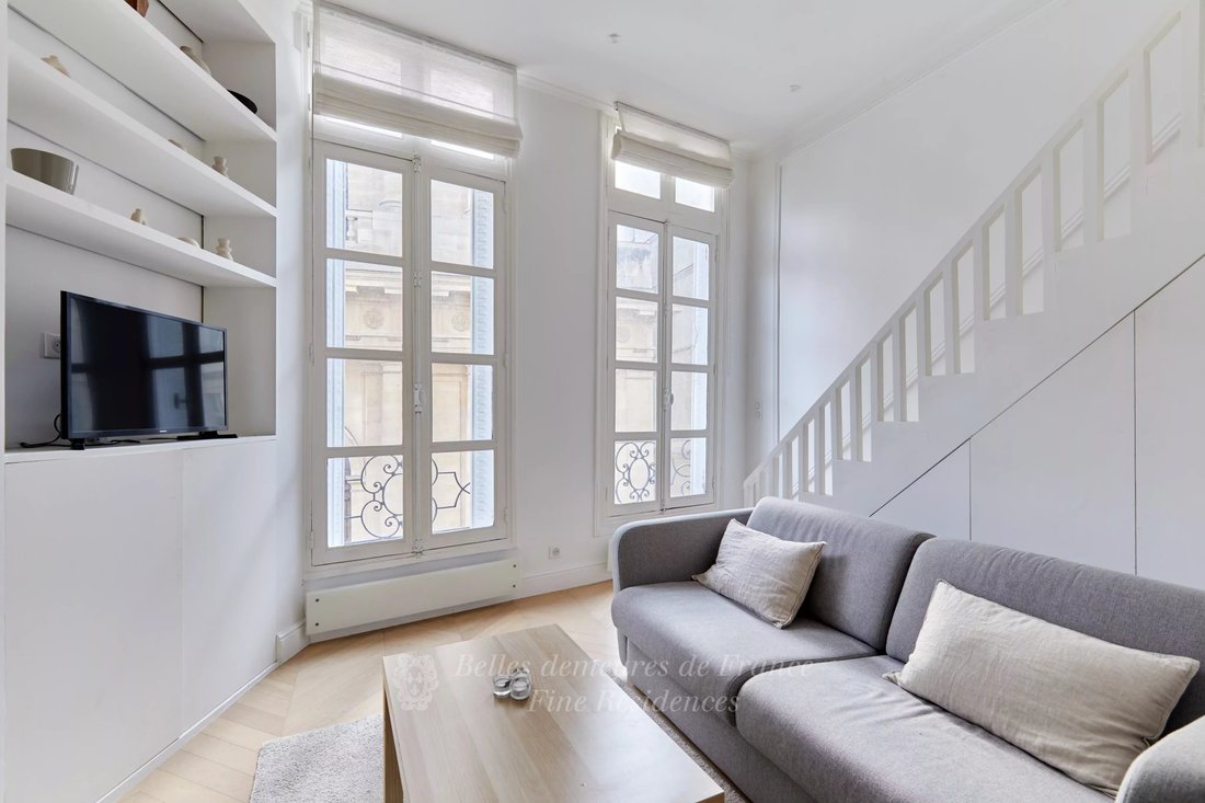 Apartment in Palais Royal, Paris 1er Arrondissement, Paris 2 - 16359045