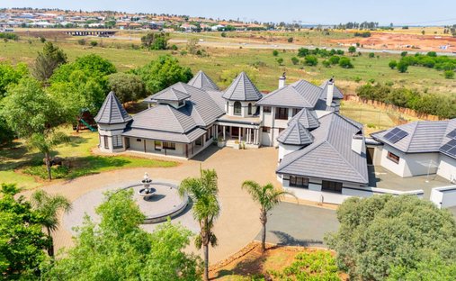 House in Centurion, Gauteng, South Africa 1