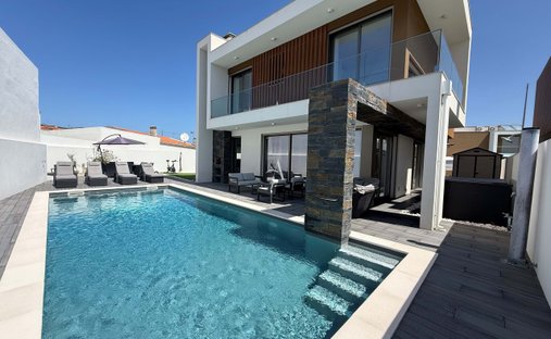 Villa in Tornada e Salir do Porto, Leiria District, Portugal 1
