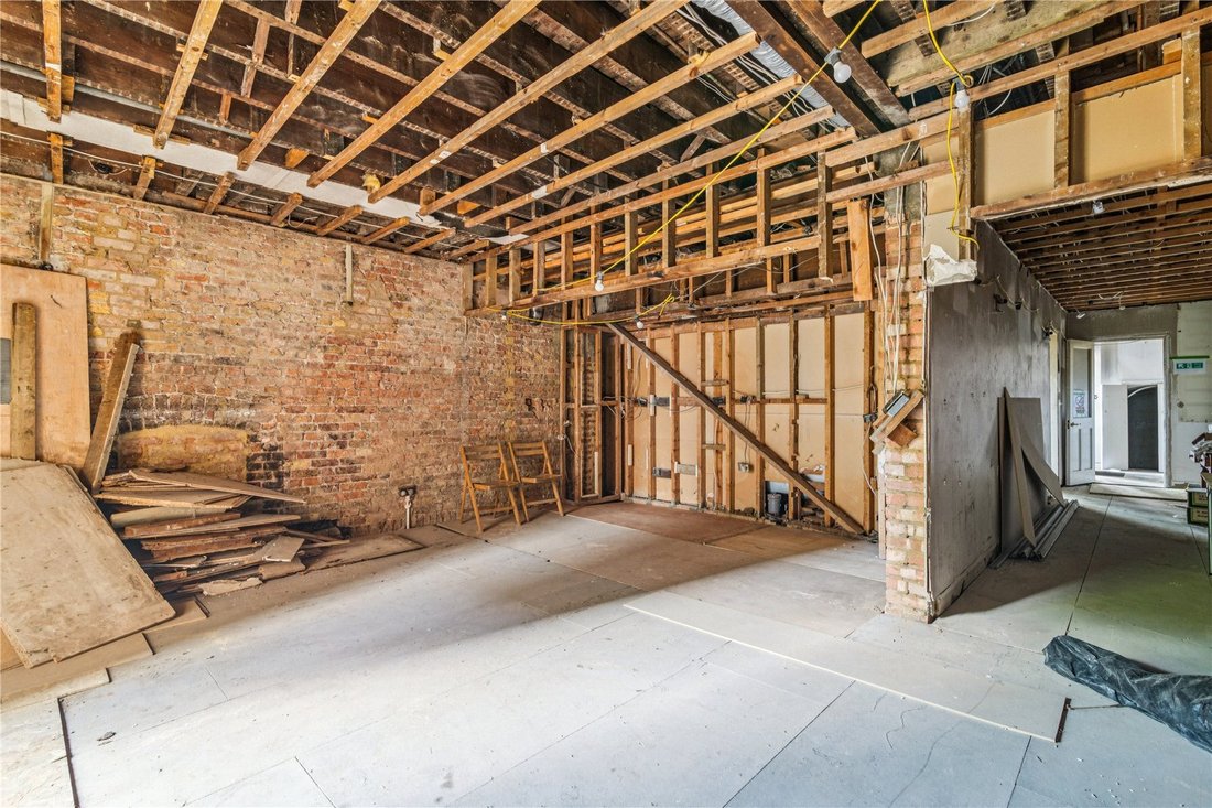 Apartment in Little Venice, Westminster, England 5 - 16361703