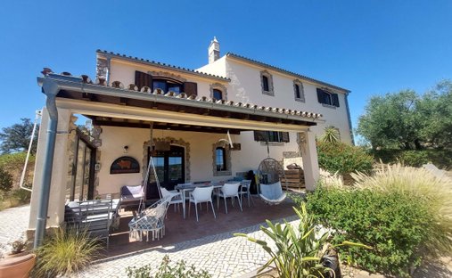 Villa in Loule (Sao Clemente), Algarve, Portugal 1