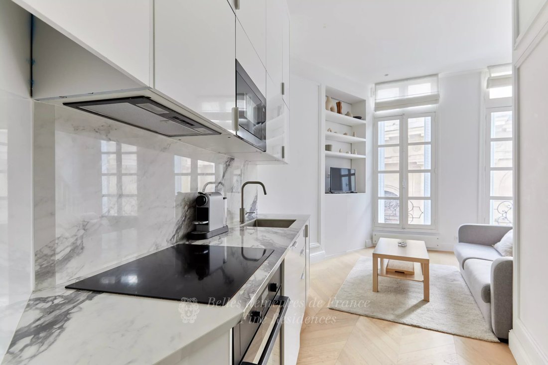Apartment in Palais Royal, Paris 1er Arrondissement, Paris 3 - 16359045