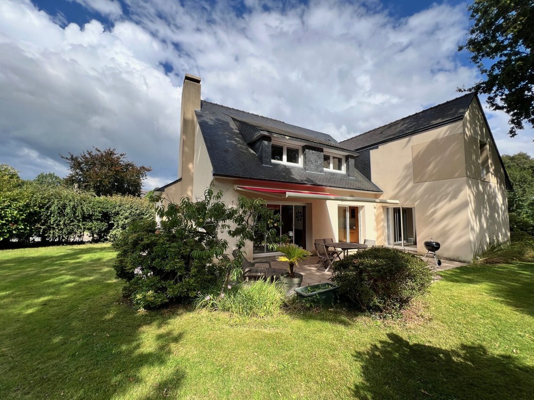 House in Kerguelen-Quehello Congard-Maison Rou, Larmor-Plage, France 1 - 16361917