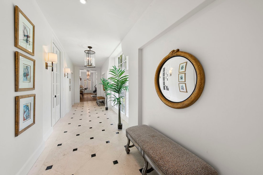 House in Naples, Florida, United States 5 - 16355169