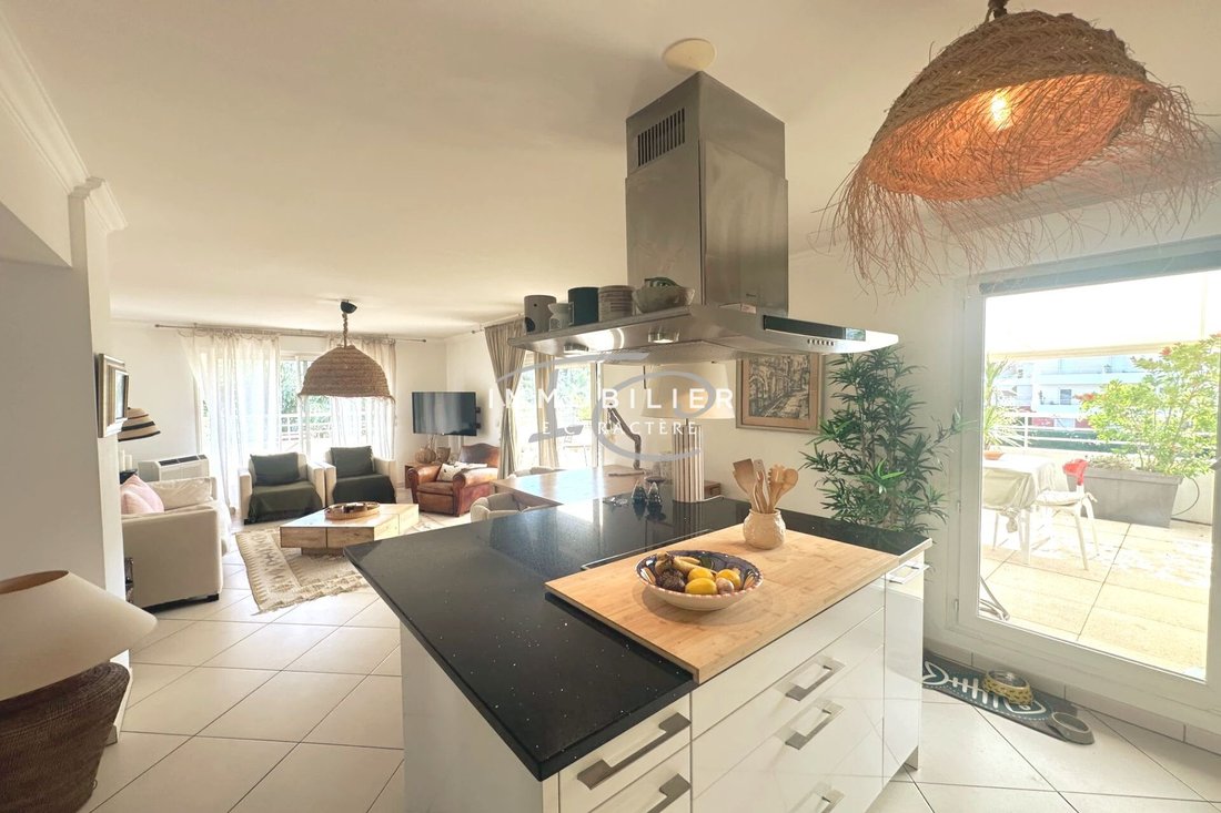 Apartment in Sud, Cavalaire-sur-Mer, France 4 - 16338489