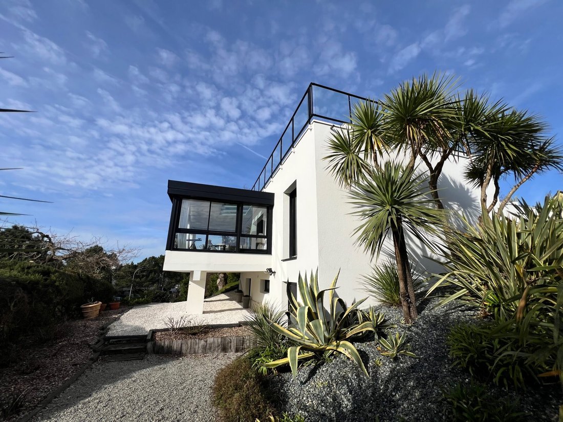House in Kerguelen-Quehello Congard-Maison Rou, Larmor-Plage, France 1 - 16362160