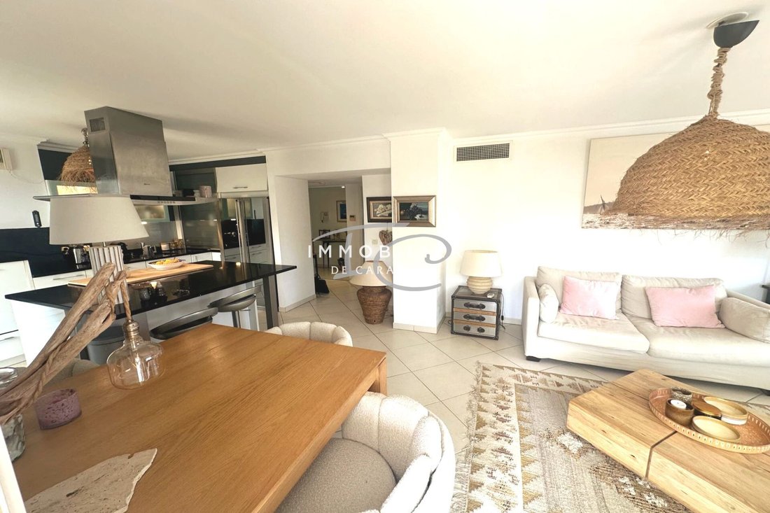 Apartment in Sud, Cavalaire-sur-Mer, France 3 - 16338489
