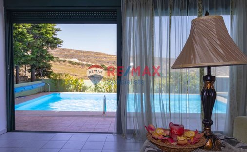Villa in Community of Kato Vathia, Gouves, Greece 1