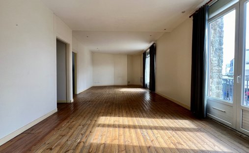 Apartment in Kerguelen-Quehello Congard-Maison Rou, Larmor-Plage, France 1