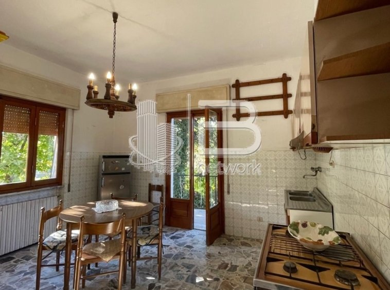 Villa in Ronchi, Massa, Italy 5 - 16361597