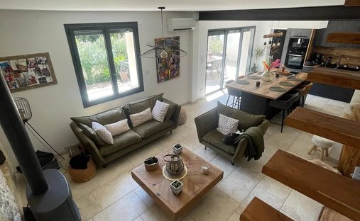 13th Historic Castle With Majestic Park And Pool