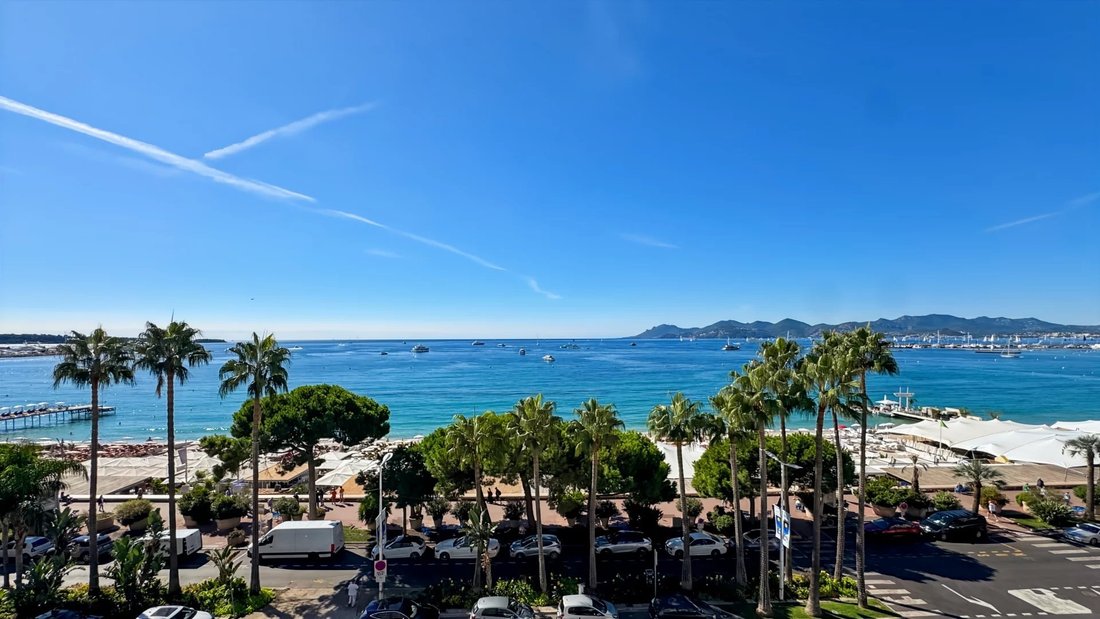 Apartment in Cannes, Provence-Alpes-Côte d'Azur, France 2 - 16358908