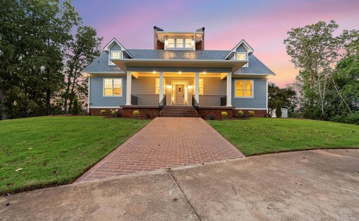 House in Laceys Spring, Alabama, United States 1