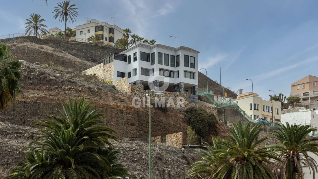 Villa in Las Palmas de Gran Canaria, Canary Islands, Spain 2 - 16358309